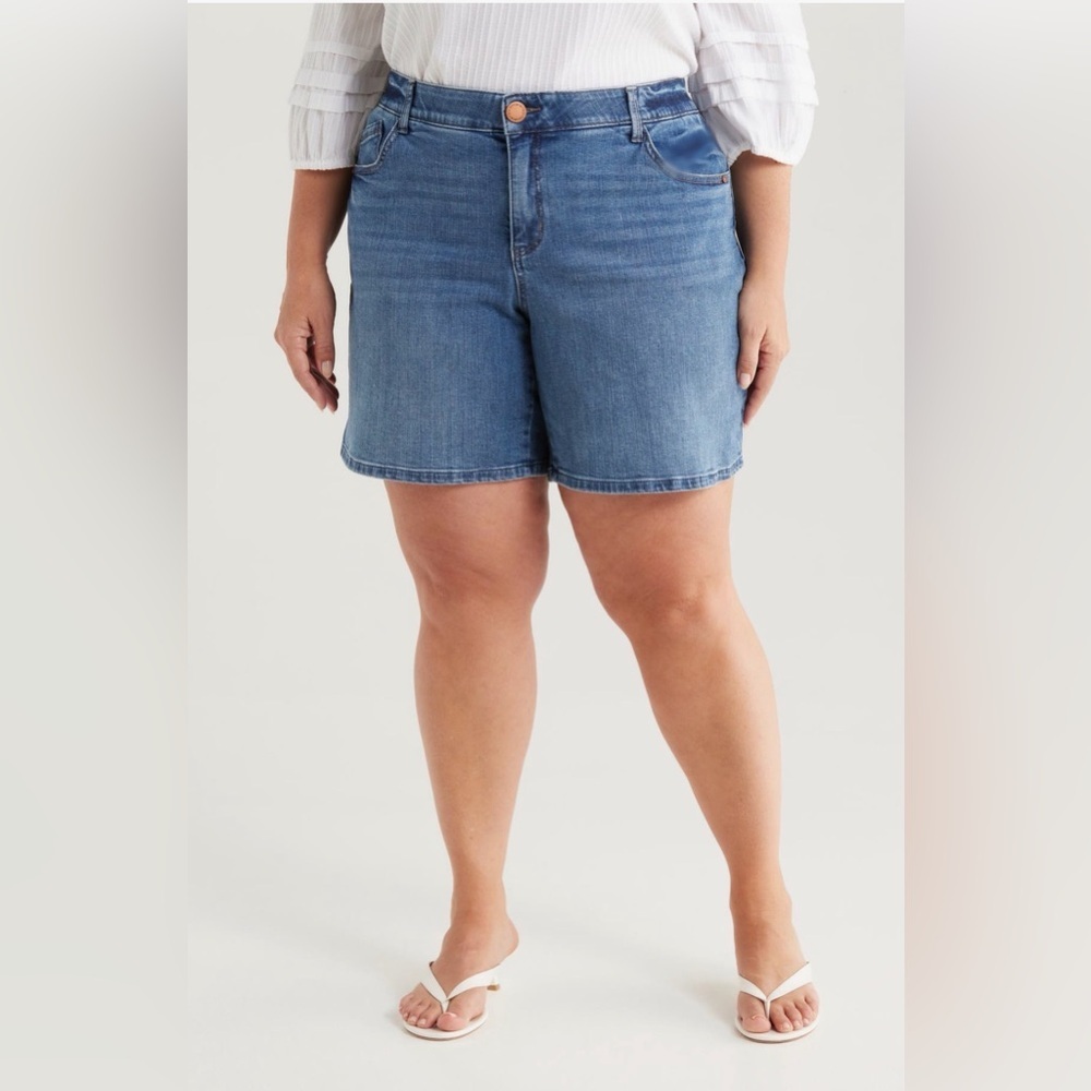 Wit & Wisdom Absolution Luxe Touch High Rise Bermuda Denim Shorts Blue Plus 18W